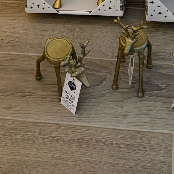 Aldi Merry Moments Sculpted Reindeer Tea Light Holders Set Of 2 Gold - Picture 2 of 4